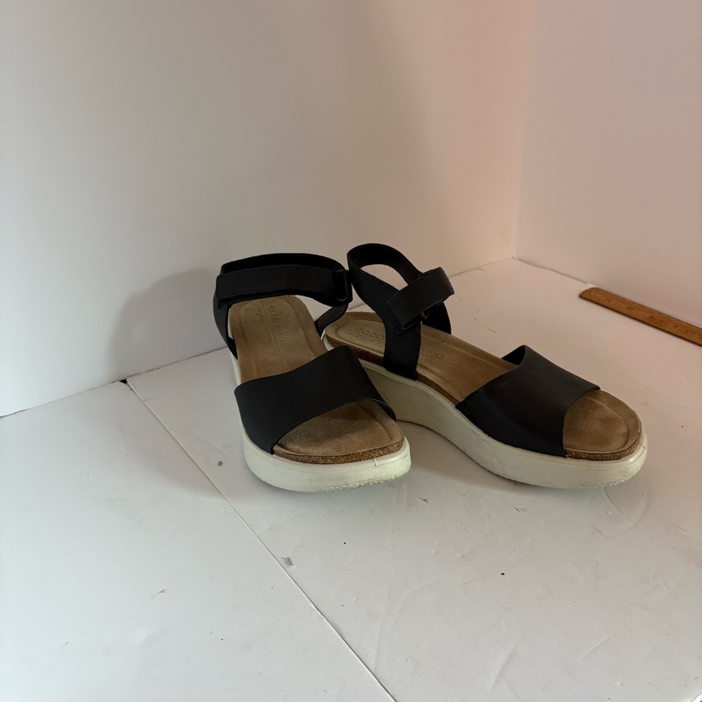 ECCO Flowt Wedge Sandals